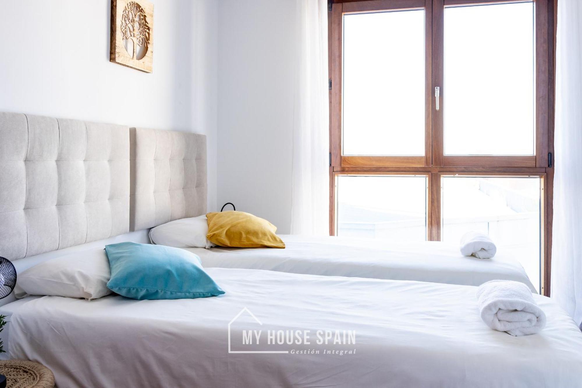 Myhousespain - Playa De Poniente, Con Vistas Al Mar Y Parking Gratuito Χιχόν Εξωτερικό φωτογραφία
